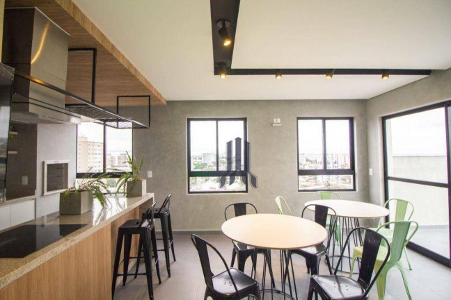 Imagem Apartamento com 2 Quartos para Alugar, 61 m² em Novo Mundo - Curitiba Imagem Apartamento com 2 Quartos para Alugar, 61 m² em Novo Mundo - Curitiba