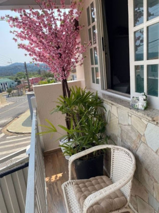 Imagem Casa com 2 Quartos à Venda, 180 m² em Vila Dos Netos - Atibaia Imagem Casa com 2 Quartos à Venda, 180 m² em Vila Dos Netos - Atibaia