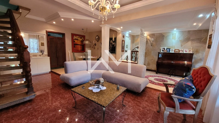 Imagem Sobrado com 3 Quartos à Venda, 202 m² em Jardim Santa Clara - Guarulhos Imagem Sobrado com 3 Quartos à Venda, 202 m² em Jardim Santa Clara - Guarulhos