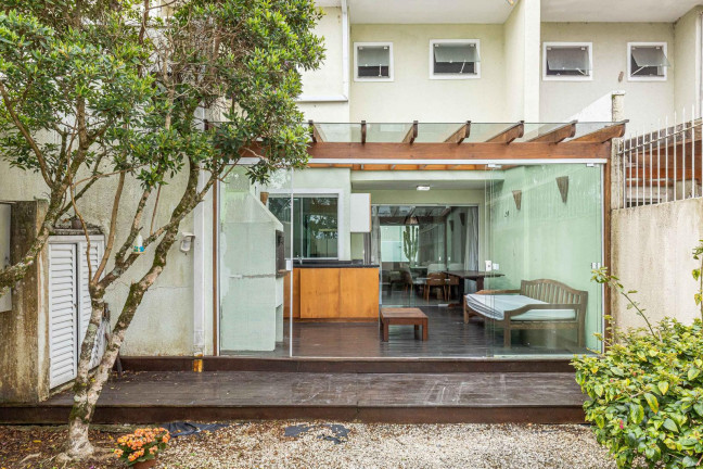 Imagem Casa de Condomínio com 3 Quartos à Venda, 174 m² em Seminário - Curitiba Imagem Casa de Condomínio com 3 Quartos à Venda, 174 m² em Seminário - Curitiba