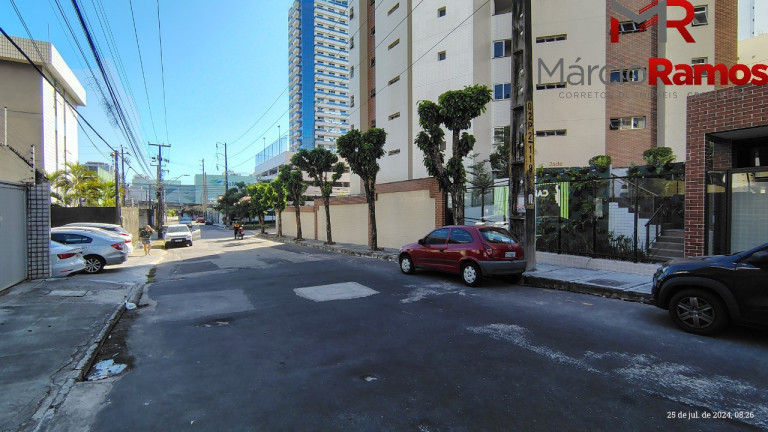 Imagem Imóvel com 4 Quartos à Venda, 136 m² em Cocó - Fortaleza Imagem Imóvel com 4 Quartos à Venda, 136 m² em Cocó - Fortaleza