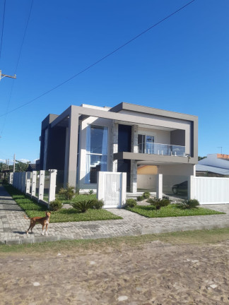Casa com 3 Quartos à Venda, 280 m² em Curumim - Capão Da Canoa