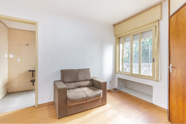 Imagem Imóvel com 1 Quarto à Venda, 34 m² em Bom Fim - Porto Alegre Imagem Imóvel com 1 Quarto à Venda, 34 m² em Bom Fim - Porto Alegre