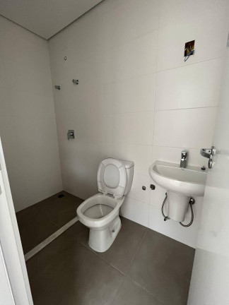 Imagem Kitnet com 1 Quarto à Venda, 32 m² em água Verde - Curitiba Imagem Kitnet com 1 Quarto à Venda, 32 m² em água Verde - Curitiba