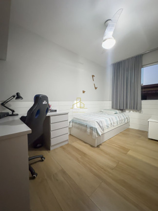 Imagem Casa com 3 Quartos à Venda, 150 m² em Jardim Camburi - Vitória