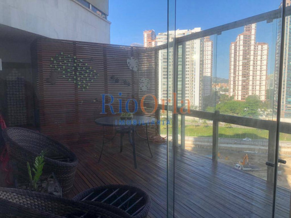 Imagem Apartamento com 3 Quartos à Venda, 220 m² em Barra Da Tijuca - Rio De Janeiro