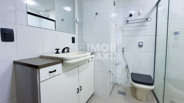 Imagem Apartamento com 3 Quartos à Venda, 120 m² em Asa Sul - Brasília Imagem Apartamento com 3 Quartos à Venda, 120 m² em Asa Sul - Brasília