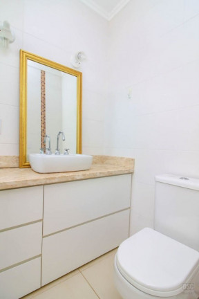 Imagem Imóvel com 3 Quartos à Venda, em Hípica - Porto Alegre Imagem Imóvel com 3 Quartos à Venda, em Hípica - Porto Alegre