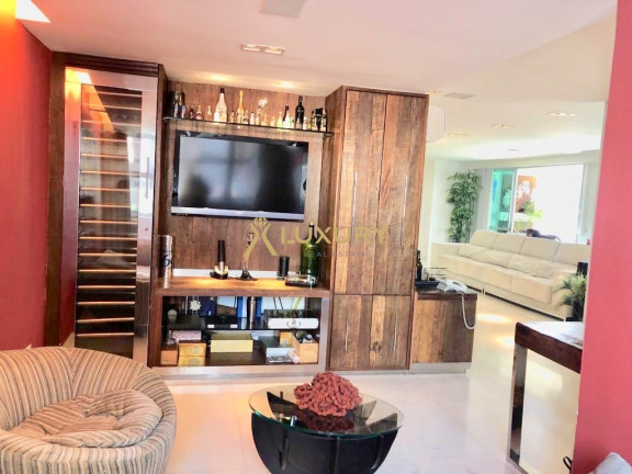 Imagem Imóvel com 3 Quartos à Venda, 182 m² em Lourdes - Belo Horizonte Imagem Imóvel com 3 Quartos à Venda, 182 m² em Lourdes - Belo Horizonte
