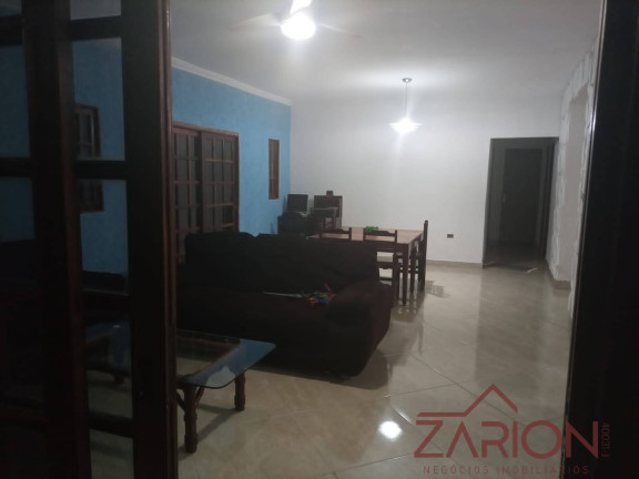Imagem Casa com 3 Quartos à Venda, 250 m² em Parque São Luís - Taubaté