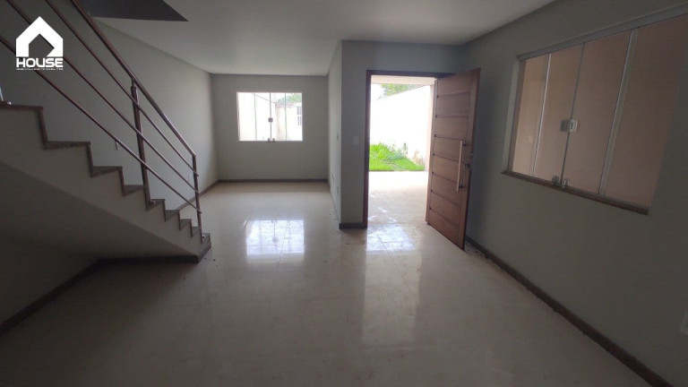 Imagem Casa com 3 Quartos à Venda, 180 m² em Itapebussu - Guarapari Imagem Casa com 3 Quartos à Venda, 180 m² em Itapebussu - Guarapari