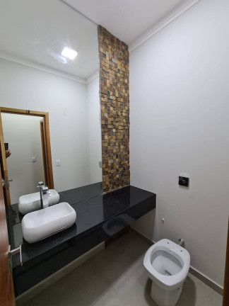 Imagem Casa com 3 Quartos à Venda, 300 m² em Bauru Imagem Casa com 3 Quartos à Venda, 300 m² em Bauru