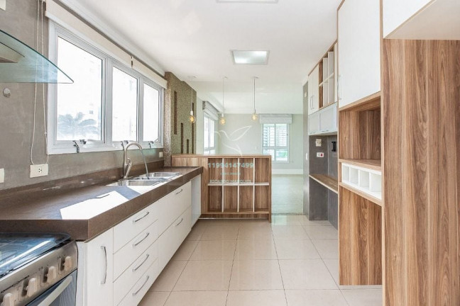 Imagem Apartamento com 3 Quartos à Venda, 155 m² em Moema - São Paulo