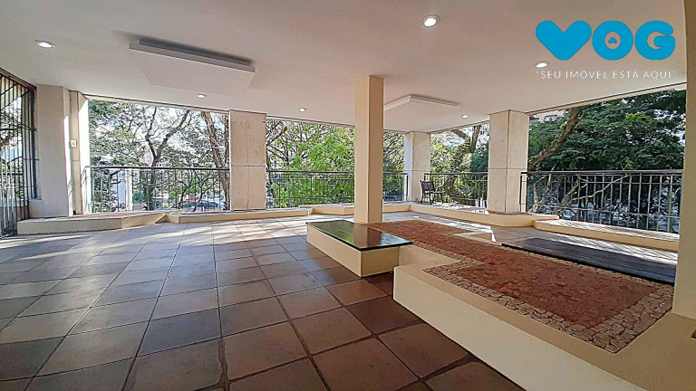 Imagem Imóvel com 3 Quartos à Venda, 257 m² em Petrópolis - Porto Alegre