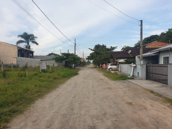 Imagem Casa com 2 Quartos à Venda, 80 m² em Costeira - Balneário Barra Do Sul Imagem Casa com 2 Quartos à Venda, 80 m² em Costeira - Balneário Barra Do Sul