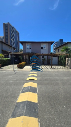 Imagem Casa com 4 Quartos à Venda, 374 m² em Patamares - Salvador Imagem Casa com 4 Quartos à Venda, 374 m² em Patamares - Salvador
