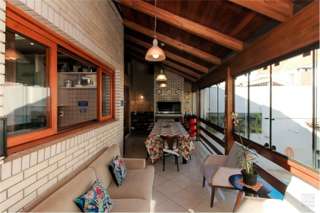 Imagem Casa com 3 Quartos à Venda, em Sao Joao - Porto Alegre Imagem Casa com 3 Quartos à Venda, em Sao Joao - Porto Alegre