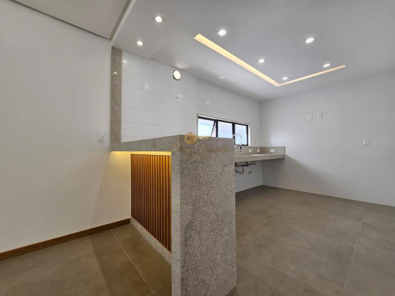 Imagem Casa com 3 Quartos à Venda, 274 m² em Comary - Teresópolis