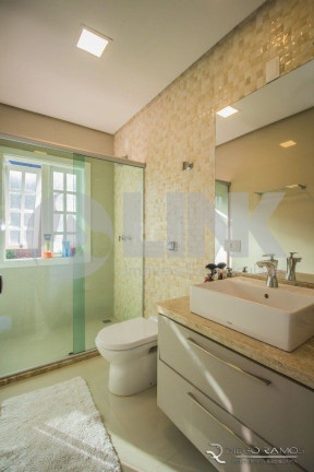 Imagem Imóvel com 3 Quartos à Venda, 280 m² em Chácara Das Pedras - Porto Alegre Imagem Imóvel com 3 Quartos à Venda, 280 m² em Chácara Das Pedras - Porto Alegre