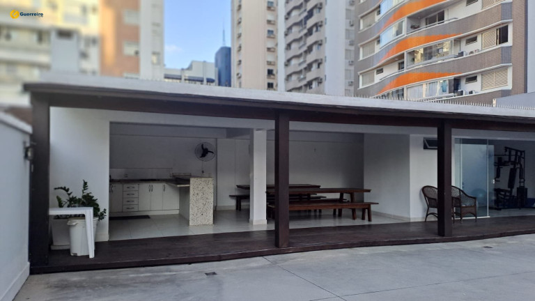 Imagem Apartamento com 3 Quartos à Venda, 121 m² em Centro - Florianópolis Imagem Apartamento com 3 Quartos à Venda, 121 m² em Centro - Florianópolis
