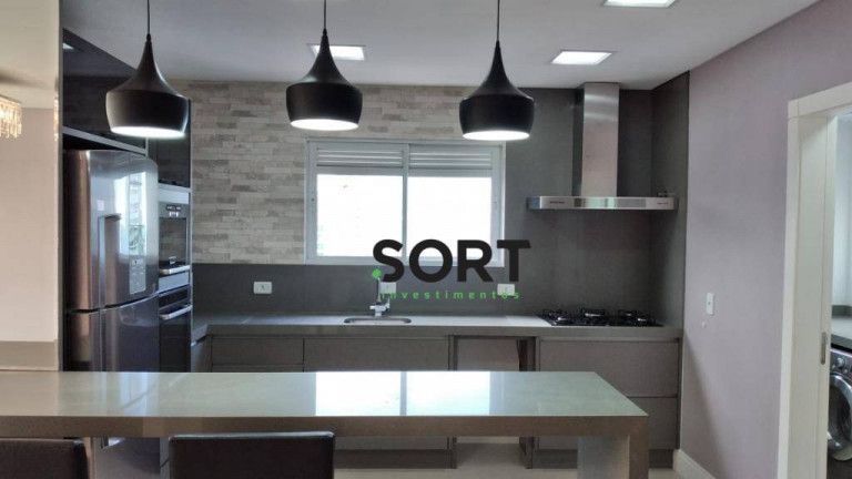Imagem Apartamento com 3 Quartos à Venda, 130 m² em Centro - Balneário Camboriú
