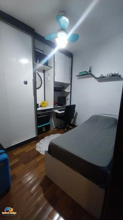 Imagem Imóvel com 3 Quartos à Venda, 20 m² em Vila Pinheirinho - Santo André