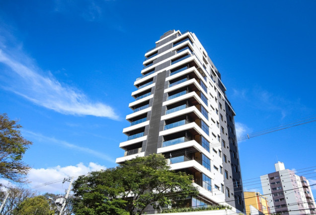 Imagem Imóvel com 3 Quartos à Venda, 292 m² em água Verde - Curitiba Imagem Imóvel com 3 Quartos à Venda, 292 m² em água Verde - Curitiba