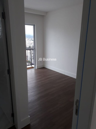 Imagem Imóvel com 3 Quartos à Venda, 123 m² em Centro - Balneário Camboriú Imagem Imóvel com 3 Quartos à Venda, 123 m² em Centro - Balneário Camboriú