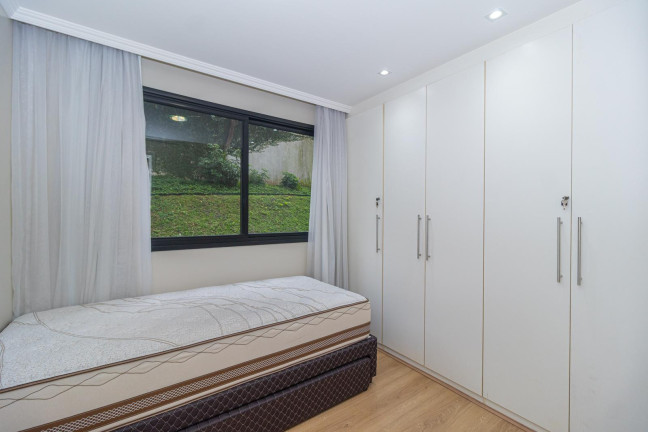 Imagem Apartamento com 2 Quartos para Alugar, 64 m² em Bigorrilho - Curitiba Imagem Apartamento com 2 Quartos para Alugar, 64 m² em Bigorrilho - Curitiba