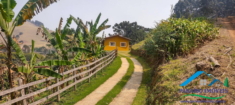 Imagem Chácara com 3 Quartos à Venda, 16 m² em Centro - Gonçalves Imagem Chácara com 3 Quartos à Venda, 16 m² em Centro - Gonçalves
