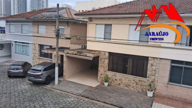 Imagem Casa com 3 Quartos à Venda, 190 m² em Centro - Osasco Imagem Casa com 3 Quartos à Venda, 190 m² em Centro - Osasco