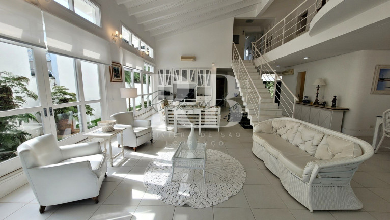 Imagem Imóvel com 6 Quartos à Venda, em Riviera - Bertioga Imagem Imóvel com 6 Quartos à Venda, em Riviera - Bertioga
