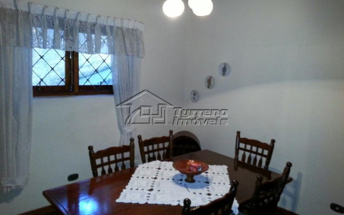 Imagem Casa com 4 Quartos à Venda, 500 m² em Capivari - Campos Do Jordão Imagem Casa com 4 Quartos à Venda, 500 m² em Capivari - Campos Do Jordão