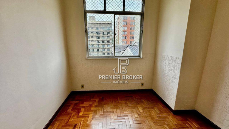 Imagem Apartamento com 3 Quartos à Venda, 51 m² em Alto - Teresópolis Imagem Apartamento com 3 Quartos à Venda, 51 m² em Alto - Teresópolis
