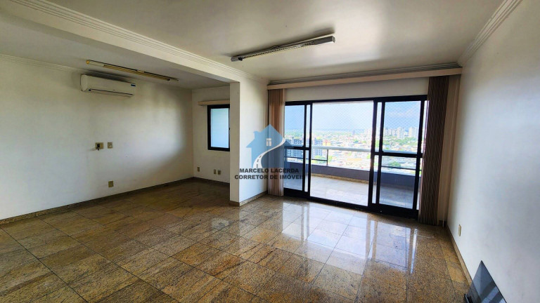 Imagem Apartamento com 3 Quartos à Venda, 180 m² em Adrianópolis - Manaus