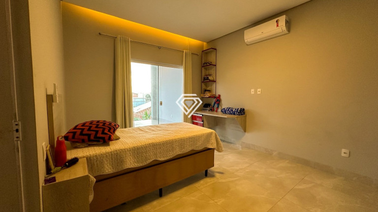 Imagem Sobrado com 3 Quartos à Venda, 273 m² em Plano Diretor Sul - Palmas Imagem Sobrado com 3 Quartos à Venda, 273 m² em Plano Diretor Sul - Palmas