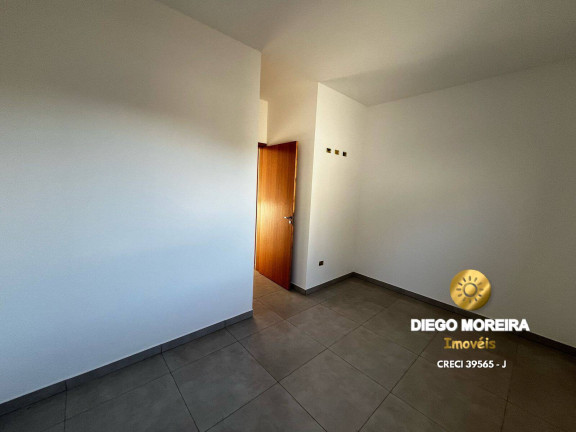 Imagem Casa com 2 Quartos à Venda, 77 m² em Nova Cerejeira - Atibaia Imagem Casa com 2 Quartos à Venda, 77 m² em Nova Cerejeira - Atibaia