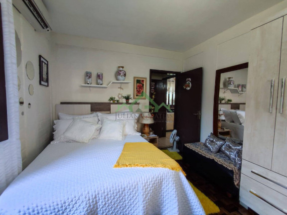 Imagem Casa com 3 Quartos à Venda, 210 m² em Costeira - Balneário Barra Do Sul Imagem Casa com 3 Quartos à Venda, 210 m² em Costeira - Balneário Barra Do Sul
