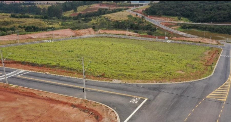 Imagem Terreno à Venda, 2.000 m² em Bom Jardim - Itupeva Imagem Terreno à Venda, 2.000 m² em Bom Jardim - Itupeva