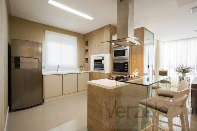 Imagem Apartamento com 3 Quartos à Venda, 128 m² em Centro - Balneário Camboriú Imagem Apartamento com 3 Quartos à Venda, 128 m² em Centro - Balneário Camboriú