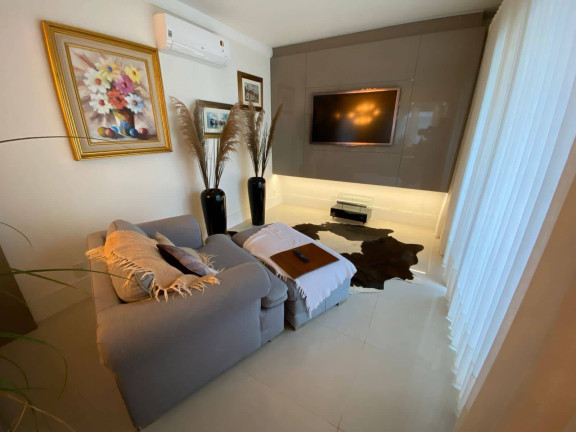 Imagem Casa com 5 Quartos para Temporada, 280 m² em Jurerê - Florianópolis