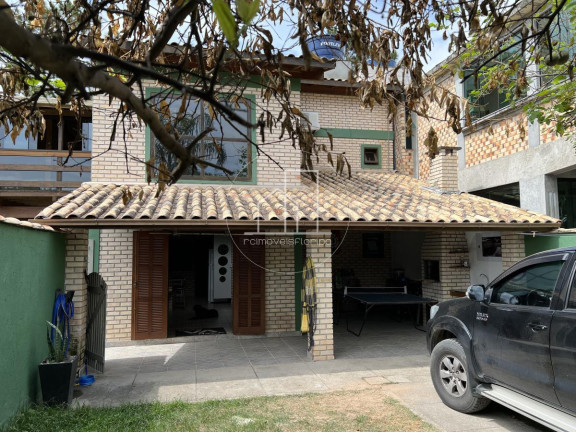 Imagem Edifício Residencial com 8 Quartos à Venda, 500 m² em São João Do Rio Vermelho - Florianópolis Imagem Edifício Residencial com 8 Quartos à Venda, 500 m² em São João Do Rio Vermelho - Florianópolis