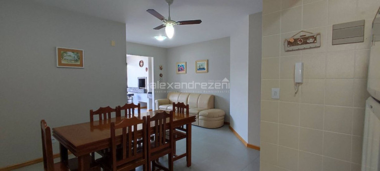 Imagem Apartamento com 3 Quartos para Temporada, 95 m² em Bombas - Bombinhas Imagem Apartamento com 3 Quartos para Temporada, 95 m² em Bombas - Bombinhas