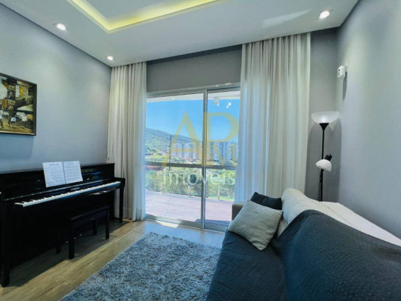 Imagem Casa com 3 Quartos à Venda, 364 m² em Pedra Branca - Palhoça Imagem Casa com 3 Quartos à Venda, 364 m² em Pedra Branca - Palhoça
