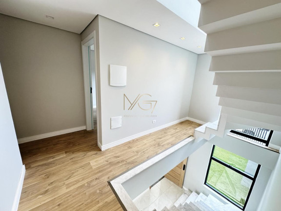 Imagem Casa com 3 Quartos à Venda, 140 m² em Capão Da Imbuia - Curitiba Imagem Casa com 3 Quartos à Venda, 140 m² em Capão Da Imbuia - Curitiba