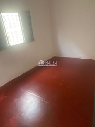 Imagem Casa com 3 Quartos para Alugar, 150 m² em Parque Das Américas - Uberaba Imagem Casa com 3 Quartos para Alugar, 150 m² em Parque Das Américas - Uberaba