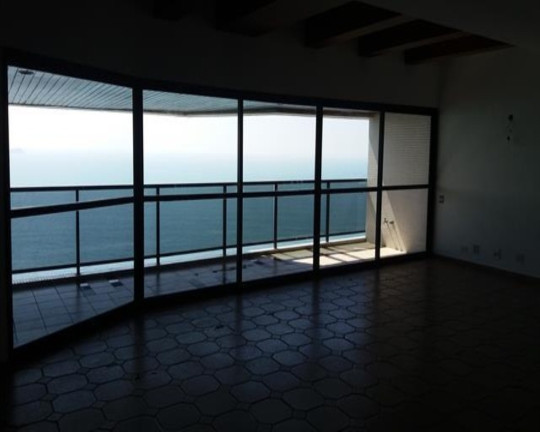 Imagem Apartamento com 3 Quartos à Venda, 260 m² em Jardim Astúrias - Guarujá