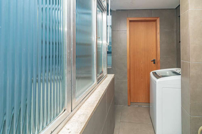 Imagem Cobertura com 3 Quartos à Venda, 170 m² em Auxiliadora - Porto Alegre Imagem Cobertura com 3 Quartos à Venda, 170 m² em Auxiliadora - Porto Alegre