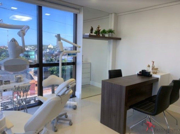 Imagem Sala Comercial à Venda, 49 m² em Centro - Torres Imagem Sala Comercial à Venda, 49 m² em Centro - Torres