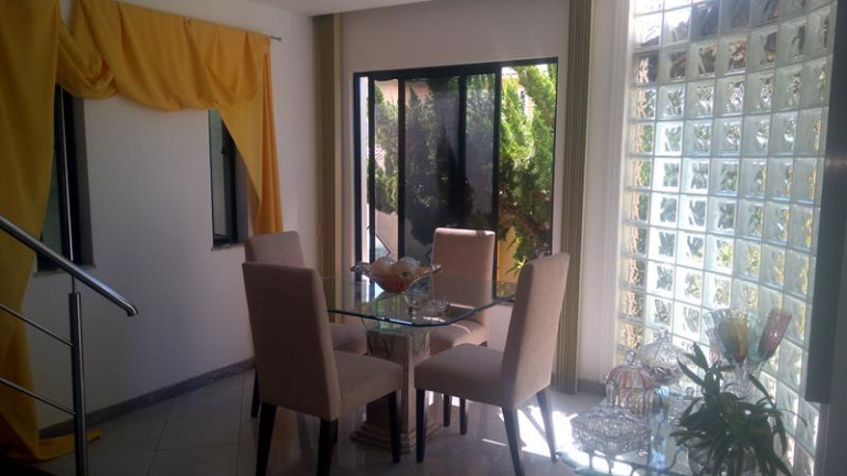 Imagem Casa com 4 Quartos à Venda, 240 m² em Itapuã - Salvador Imagem Casa com 4 Quartos à Venda, 240 m² em Itapuã - Salvador